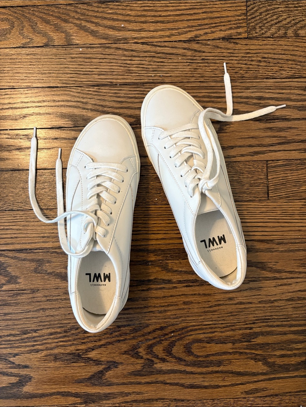 Madewell MWL Women’s White Low-Top Leather Sneakers — Clean Casual Style
